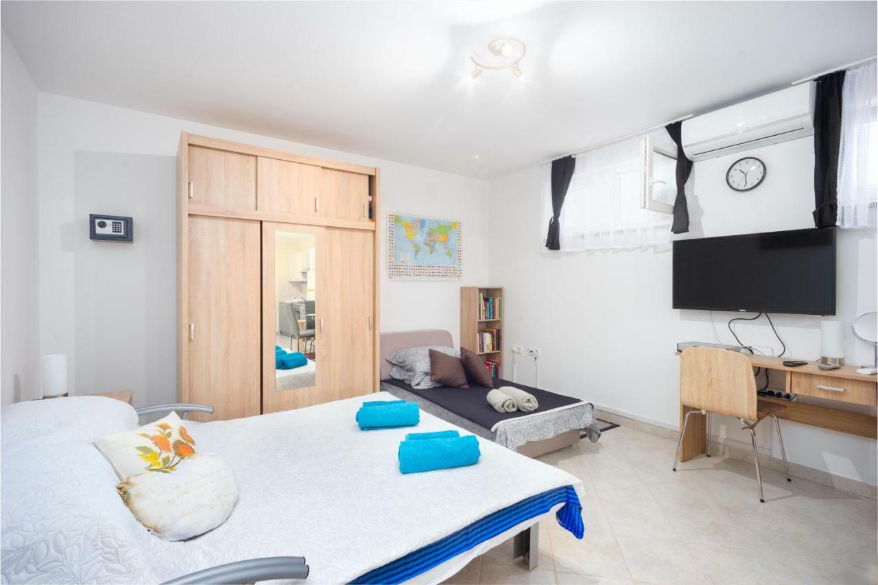 Zlatko Apartment