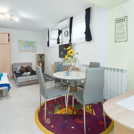 Apartment Zlatko Rovinj Exterior photo